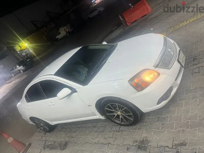 Mitsubishi Galant 2010